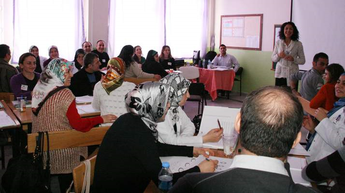 "Öğretmenin Sınırı Yok, Öğrenen Lider Öğretmen" Semineri