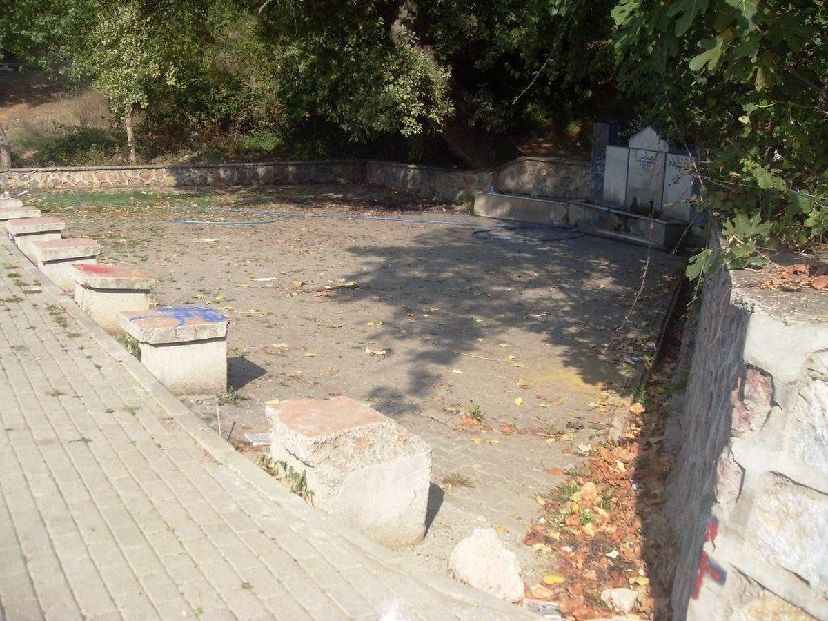 Özbek Çeşmesinden Asırlardır Su Akıyor