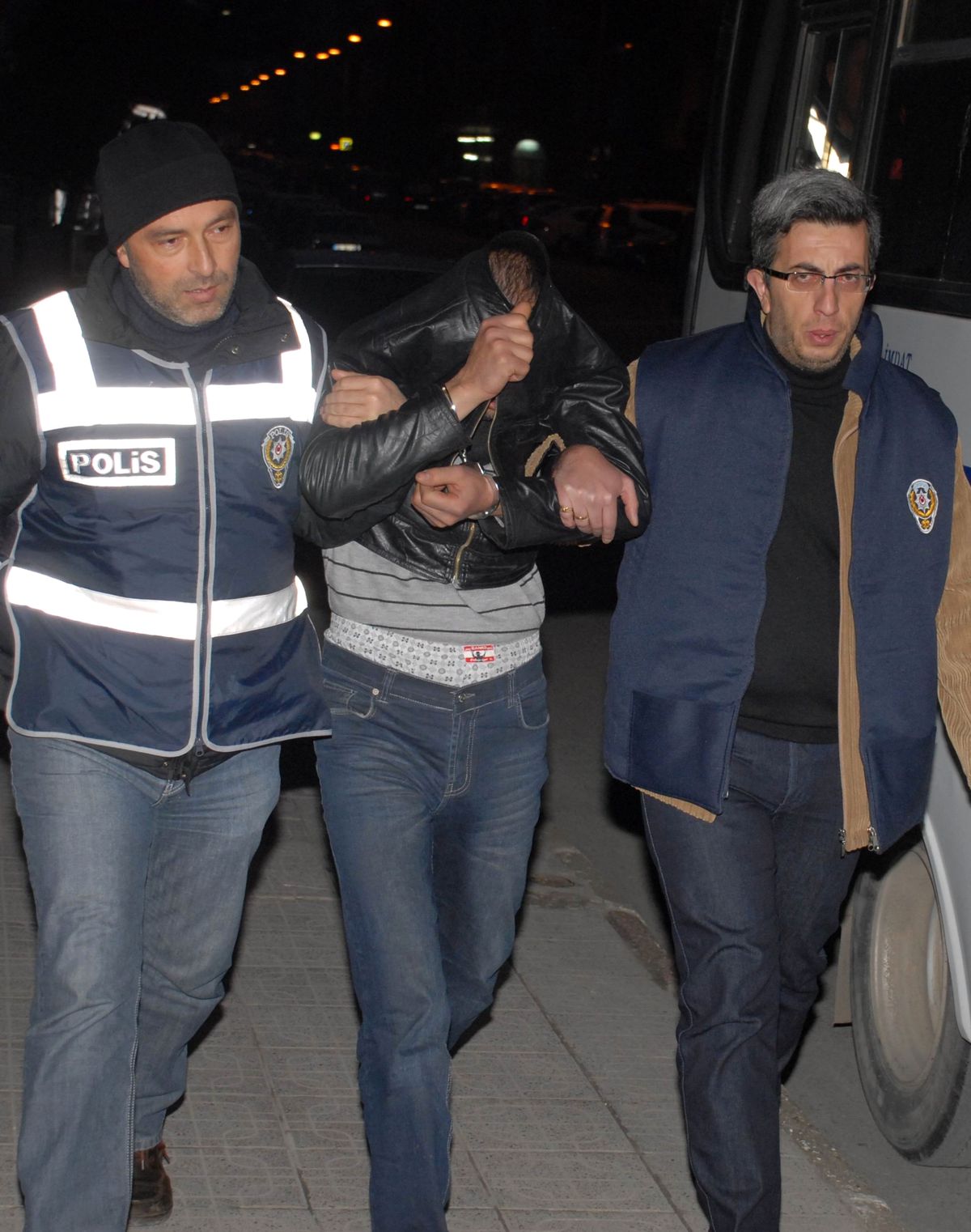 Polis İzlediği Çeteyi Çökertti