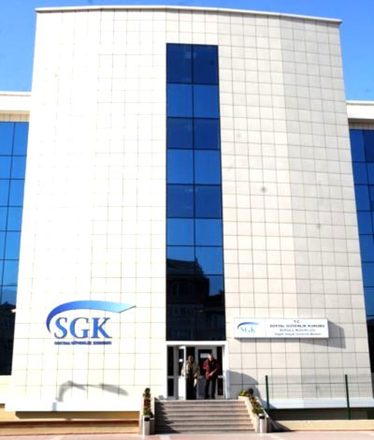 Sgk, 70 Sözleşmeli Personel Alacak