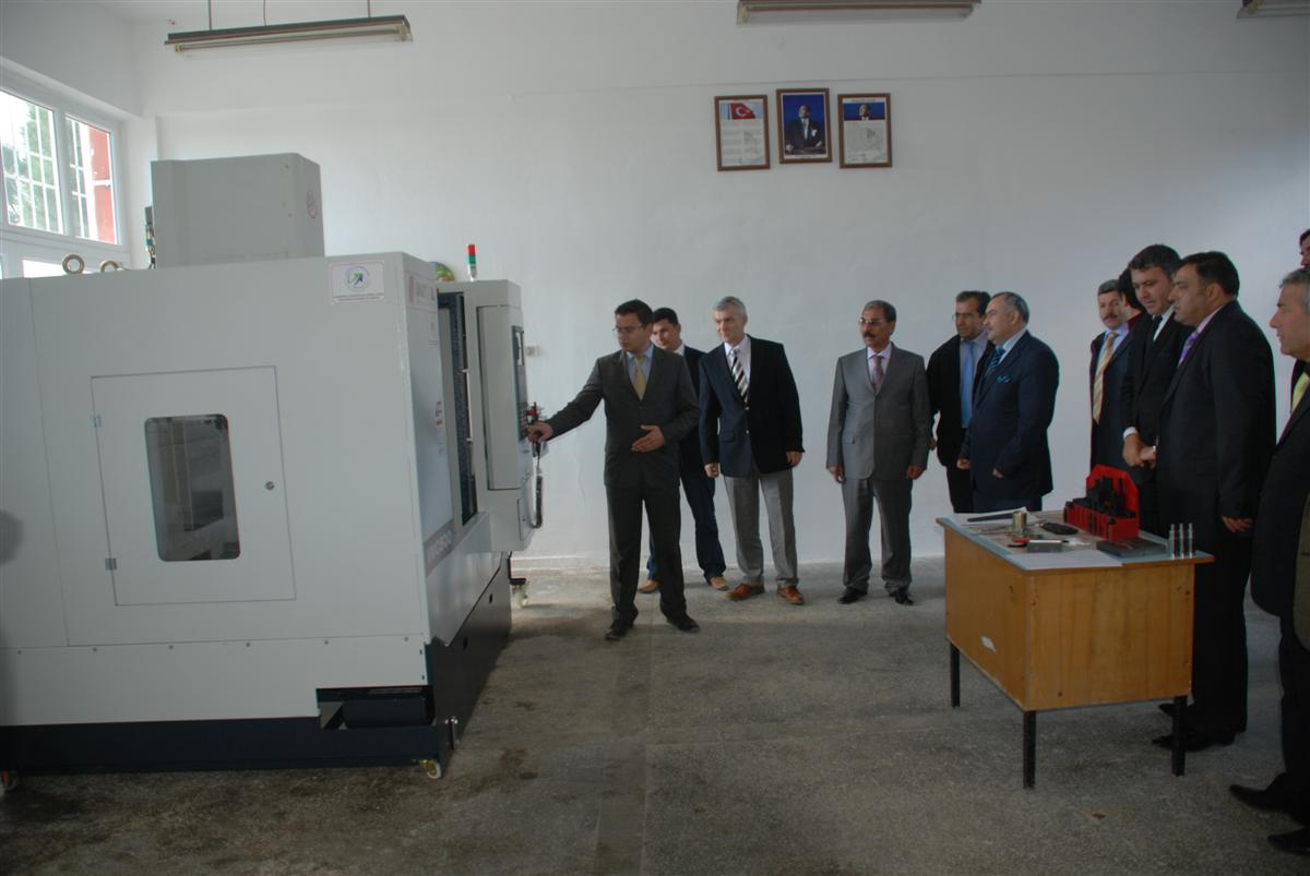 Silifke Endüstri Meslek Lisesi'ne Cnc Makinesi Alındı