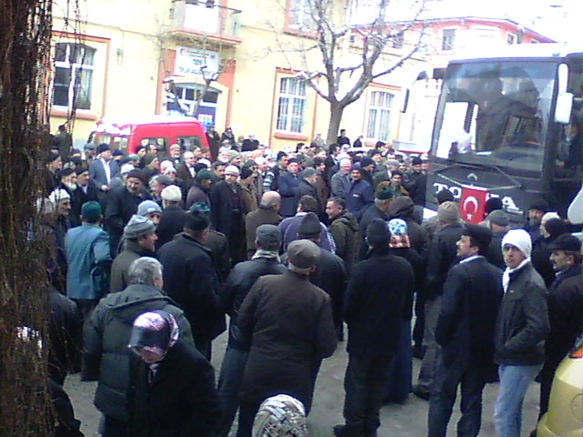Tosya\'da Umreciler Uğurlandı