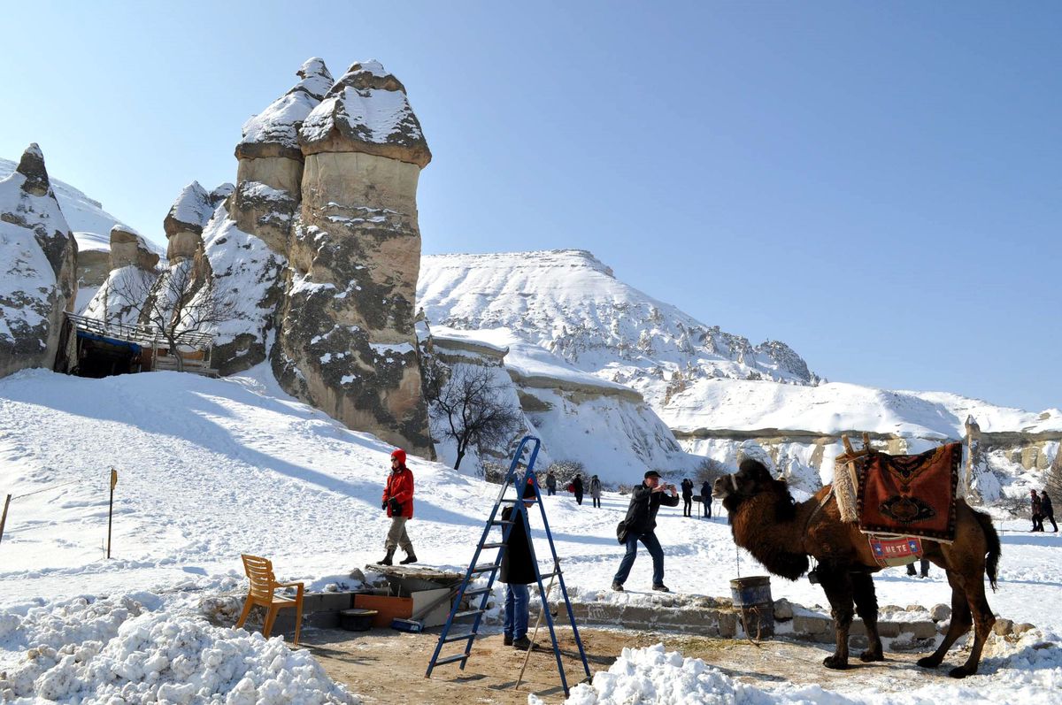 Uzakdoğulu Turistler Kara Aldırmıyor