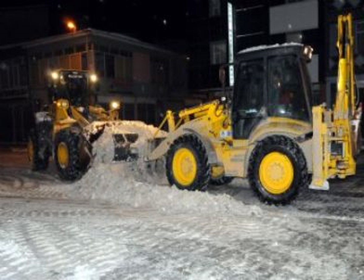 Van Belediyesi Ekiplerinden Gece Mesaisi