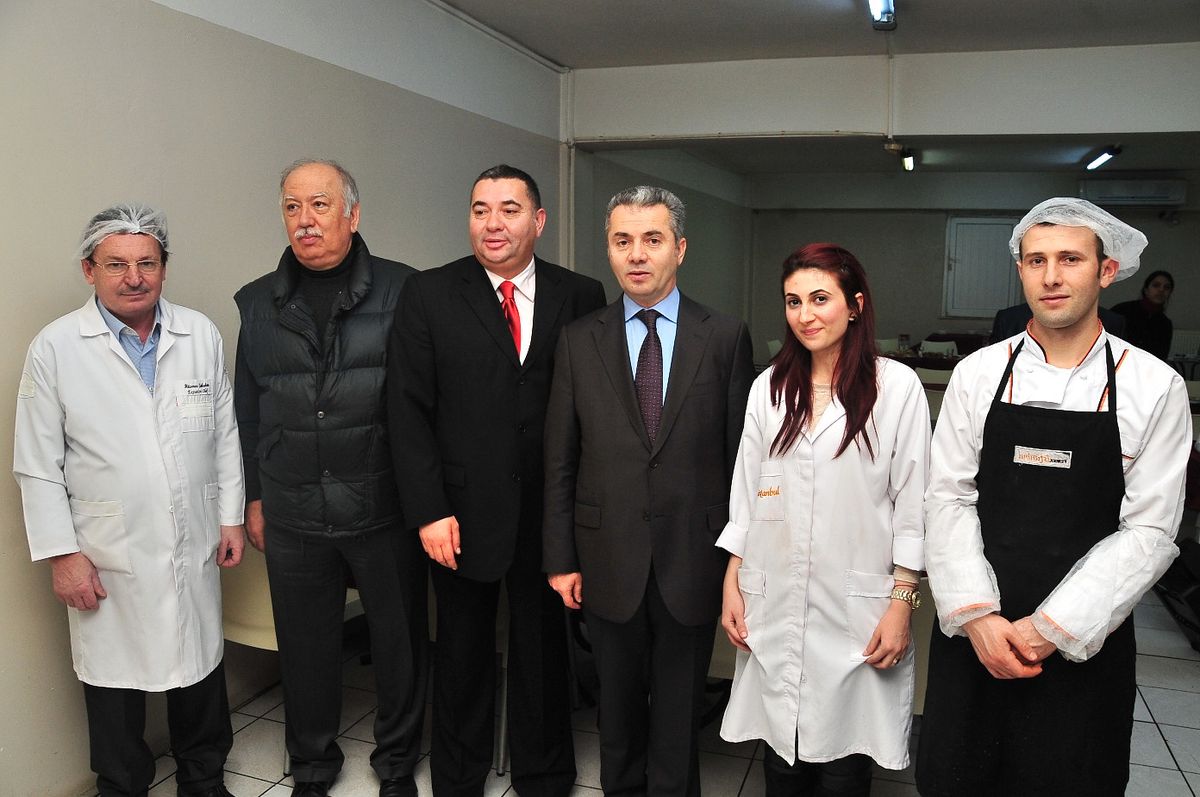 Başkan Uzun, Elopar\'da Çalışanlarla Bir Araya Geldi