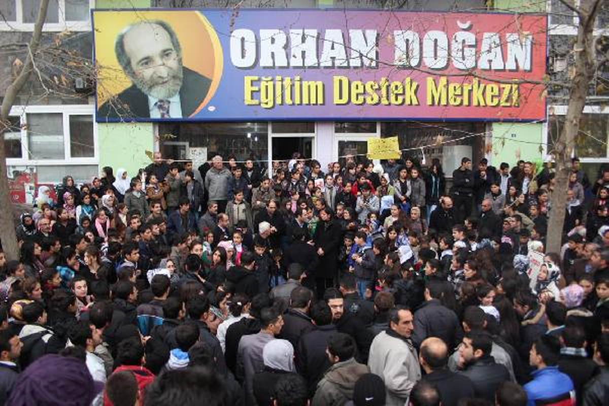 Batman Belediyesi\'nin Eğitim Destek Evi\'ne Kapatma Kararı