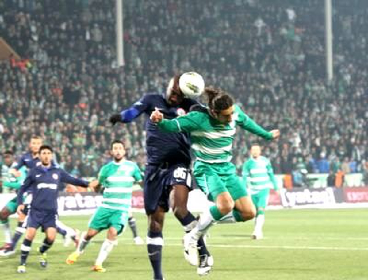 Bursaspor-İstanbul Büyükşehir Belediyespor: 2-1