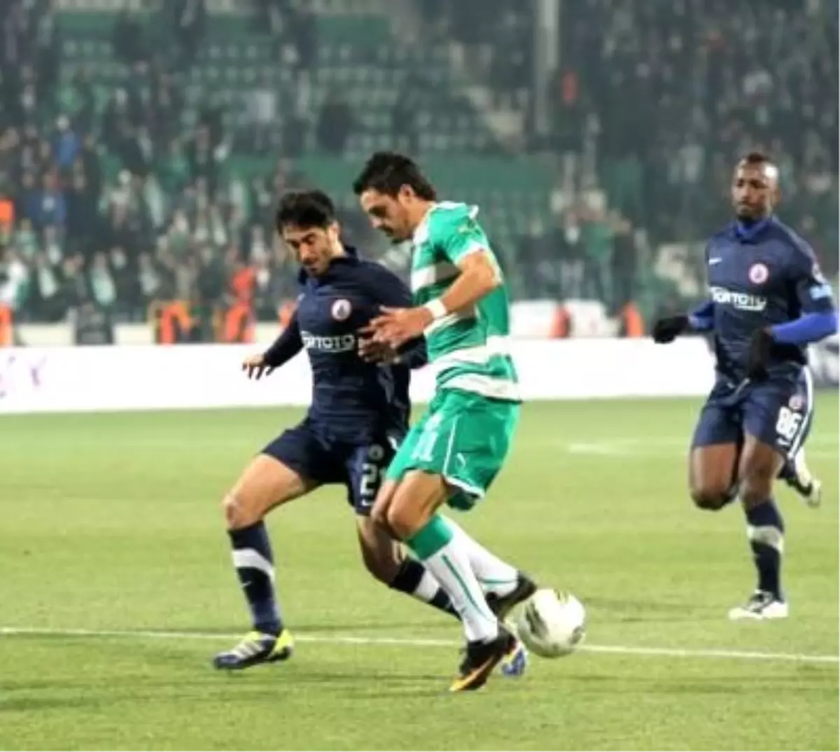 Bursaspor Üç Puanı İki Golle Aldı