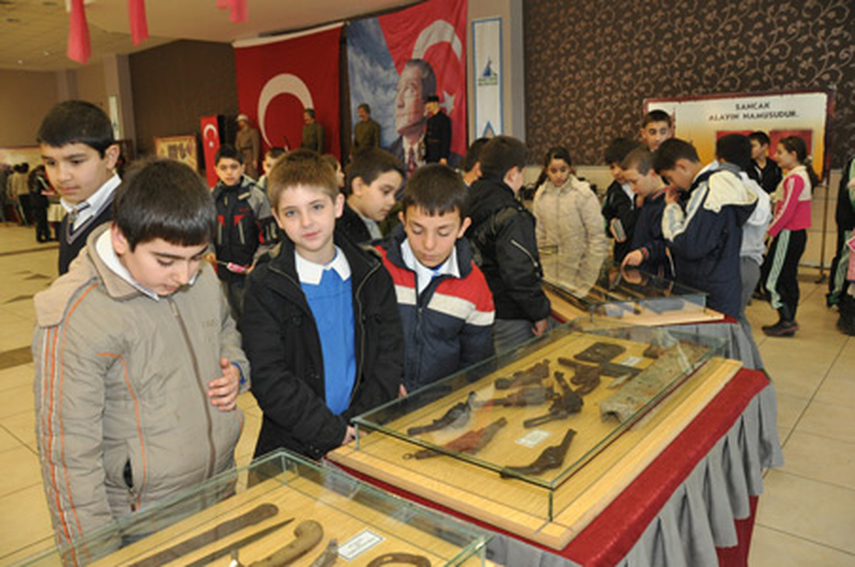 "Çanakkale 1915 Gezici Müzesi" Kartepe\'de