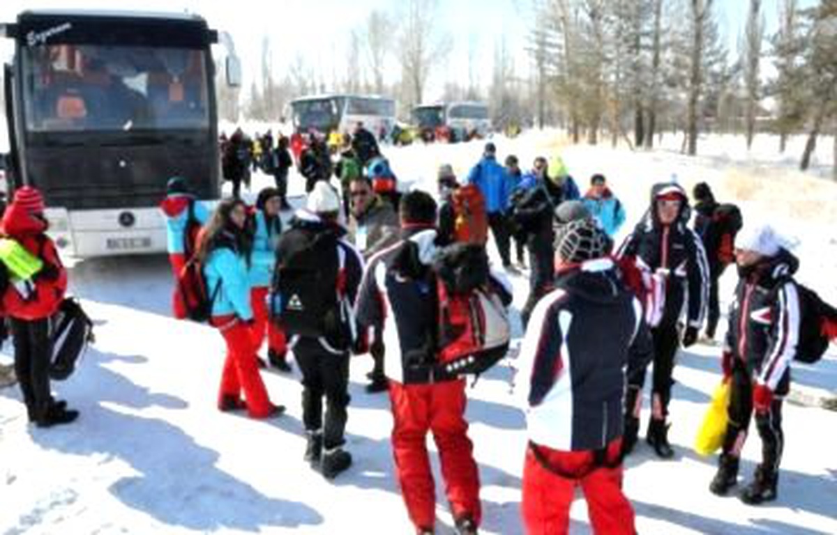 Erzurum Soğuk Havası Yabancı Sporcuları Üşüttü