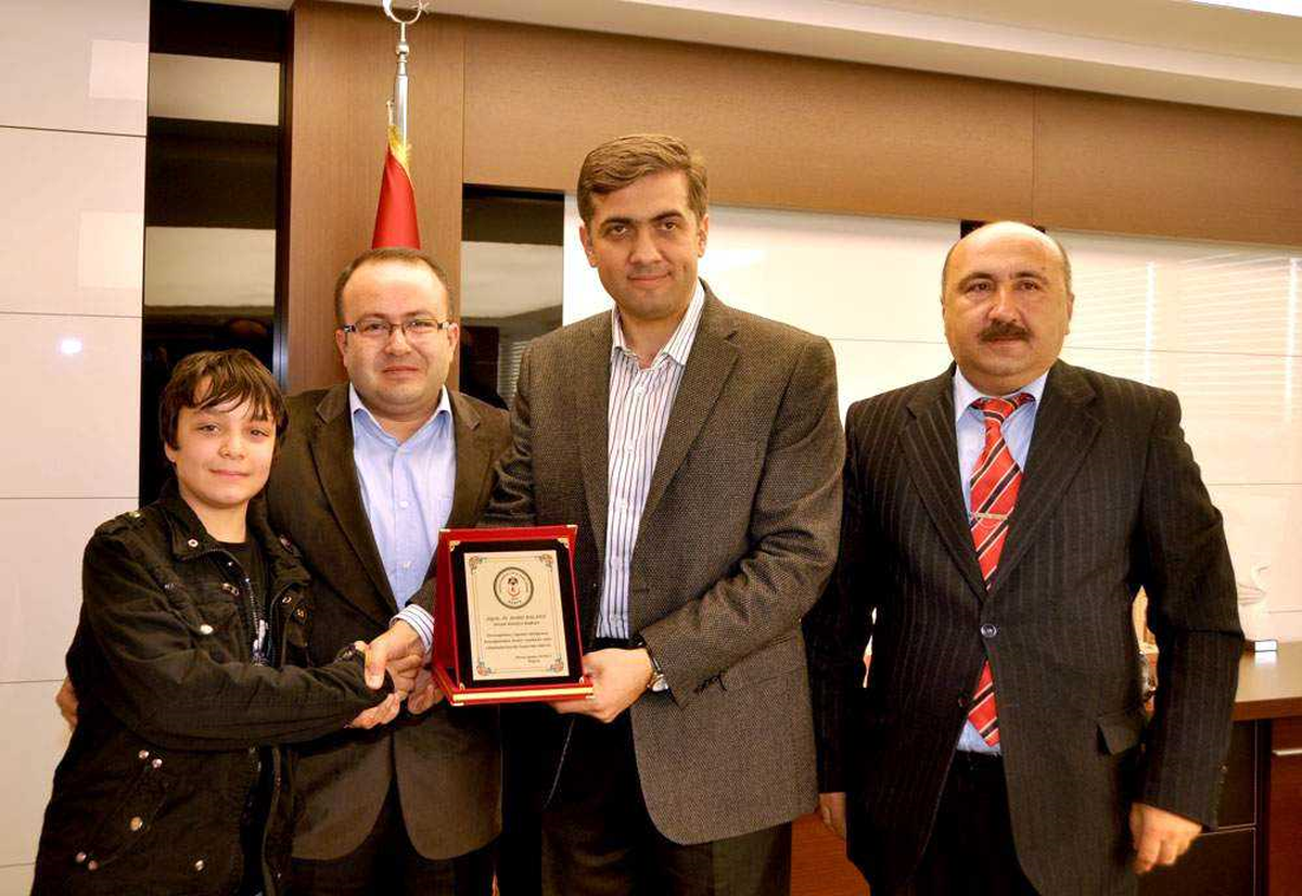 Hemofili Derneği\'nden Başkan Kalaycı\'ya Plaket