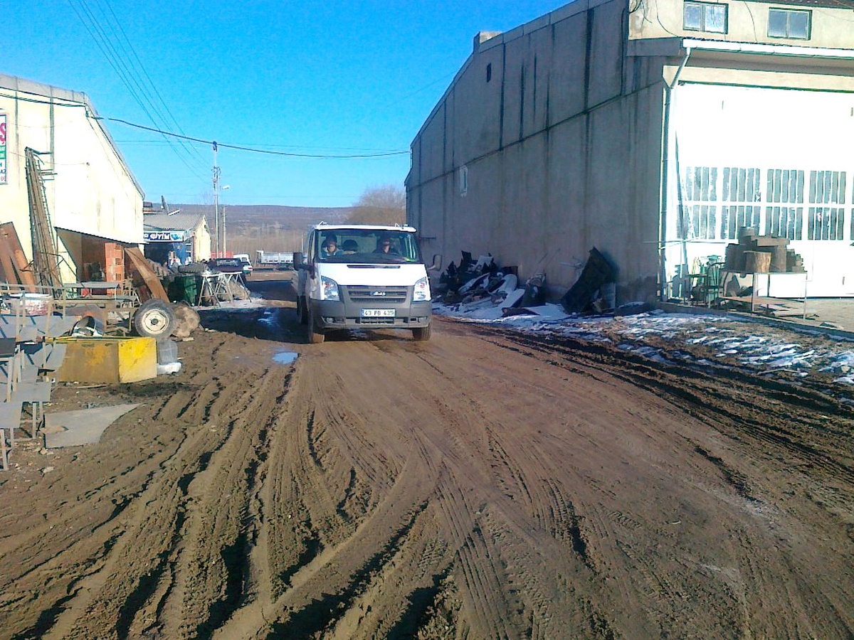 Hisarcık Sanayi Sitesinin Yolları Çamur Deryası