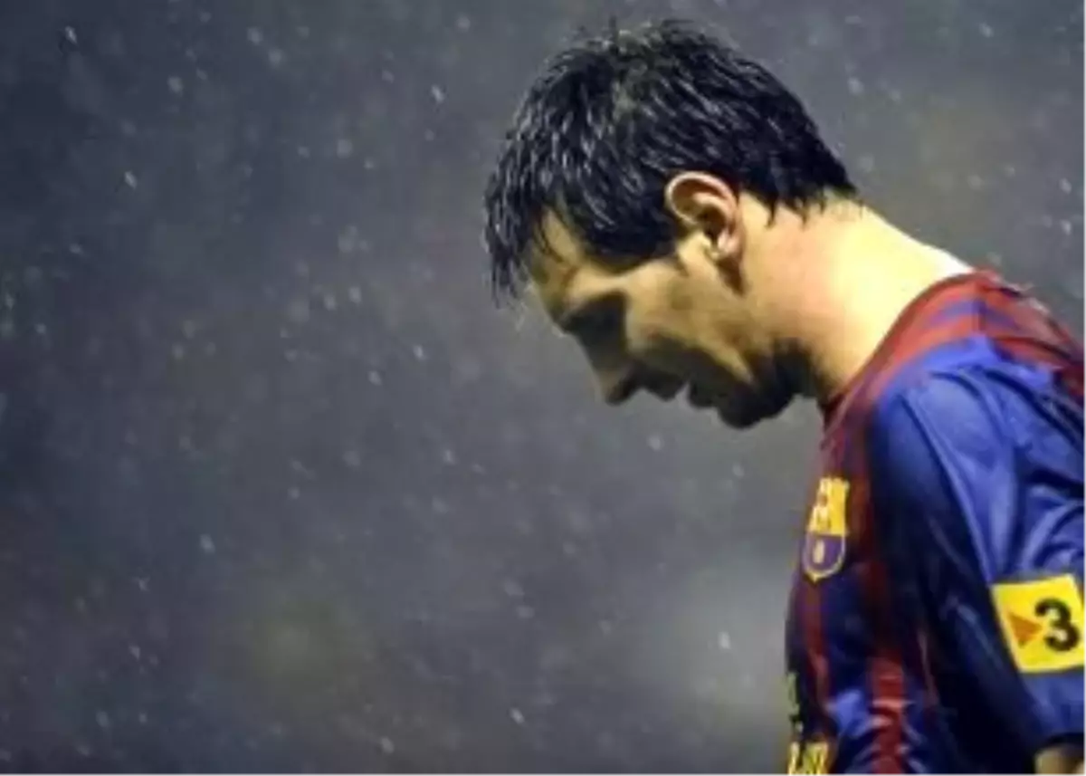 Messi\'ye 13 Gol Lazım