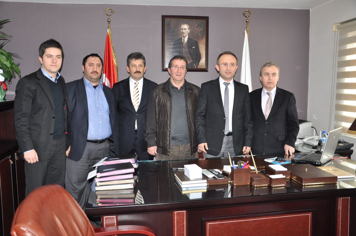 AK Parti Heyetinden Sağlık Müdürü\'ne \'Hayırlı Olsun\' Ziyareti