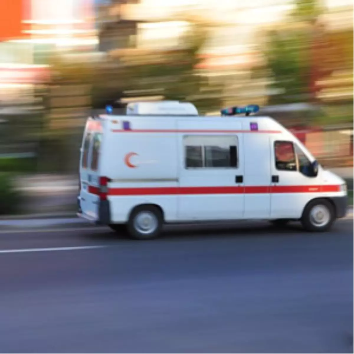 Ambulans Kazaya Karıştı