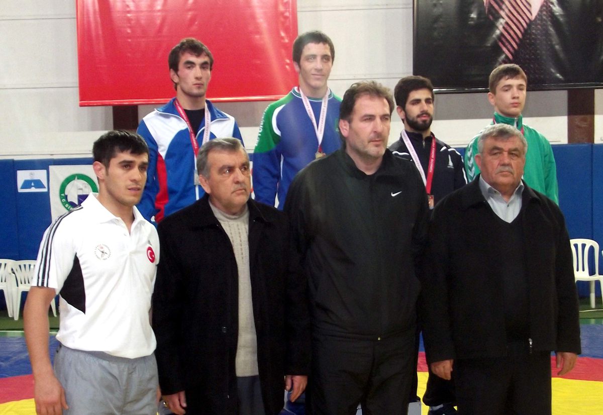 Belediye Güreşçileri Başarılı Sonuçlar Aldı