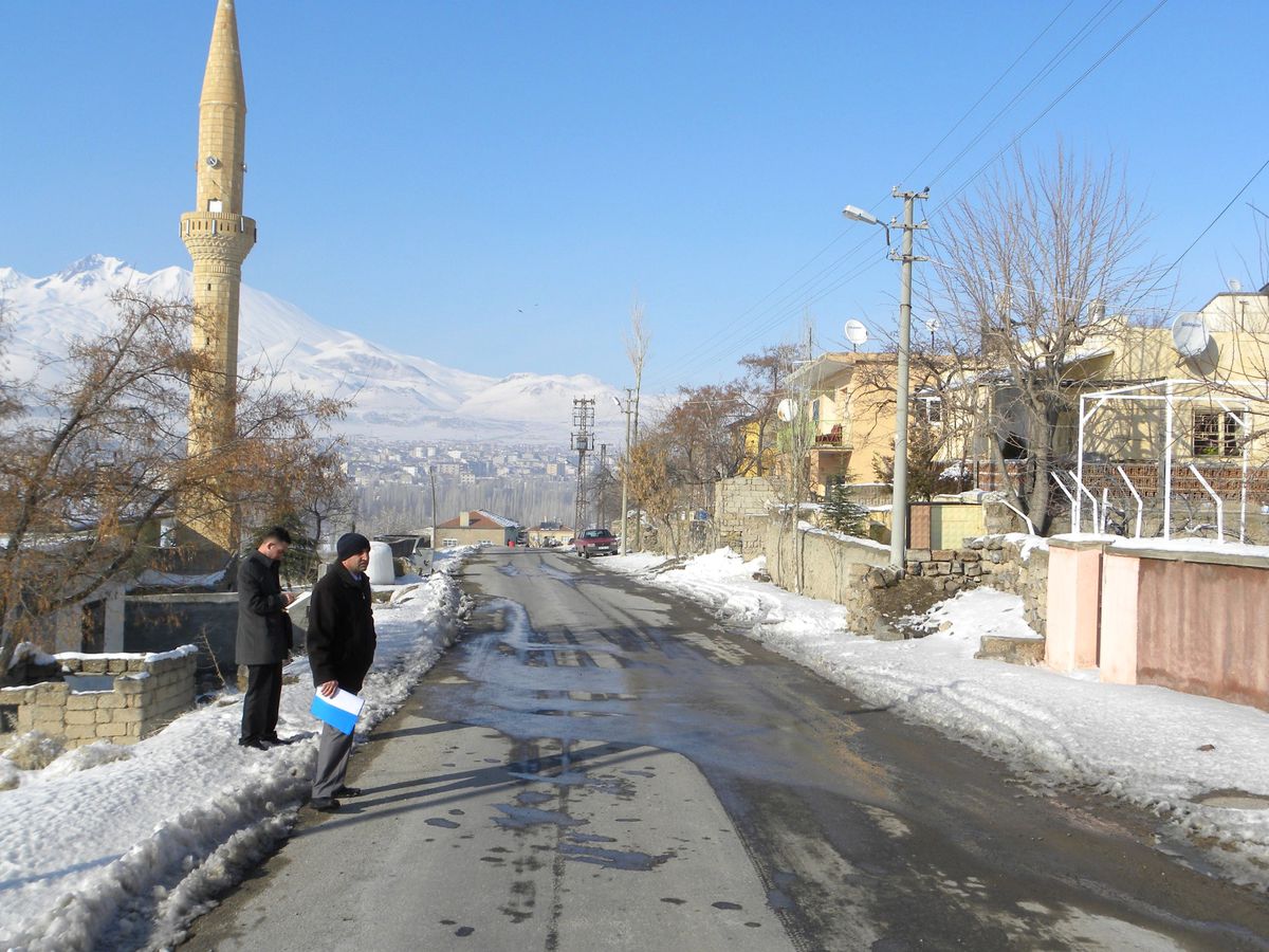Develi'de Yol Genişletme Proje Çalışmalarına Başlandı