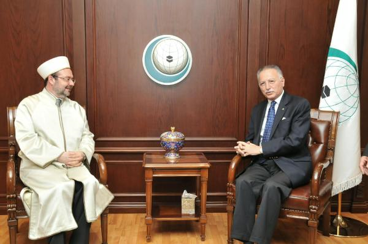 Diyanet İşleri Başkanı Görmez, Cidde'de İit Genel Sekreteri İhsanoğlu ile Görüştü