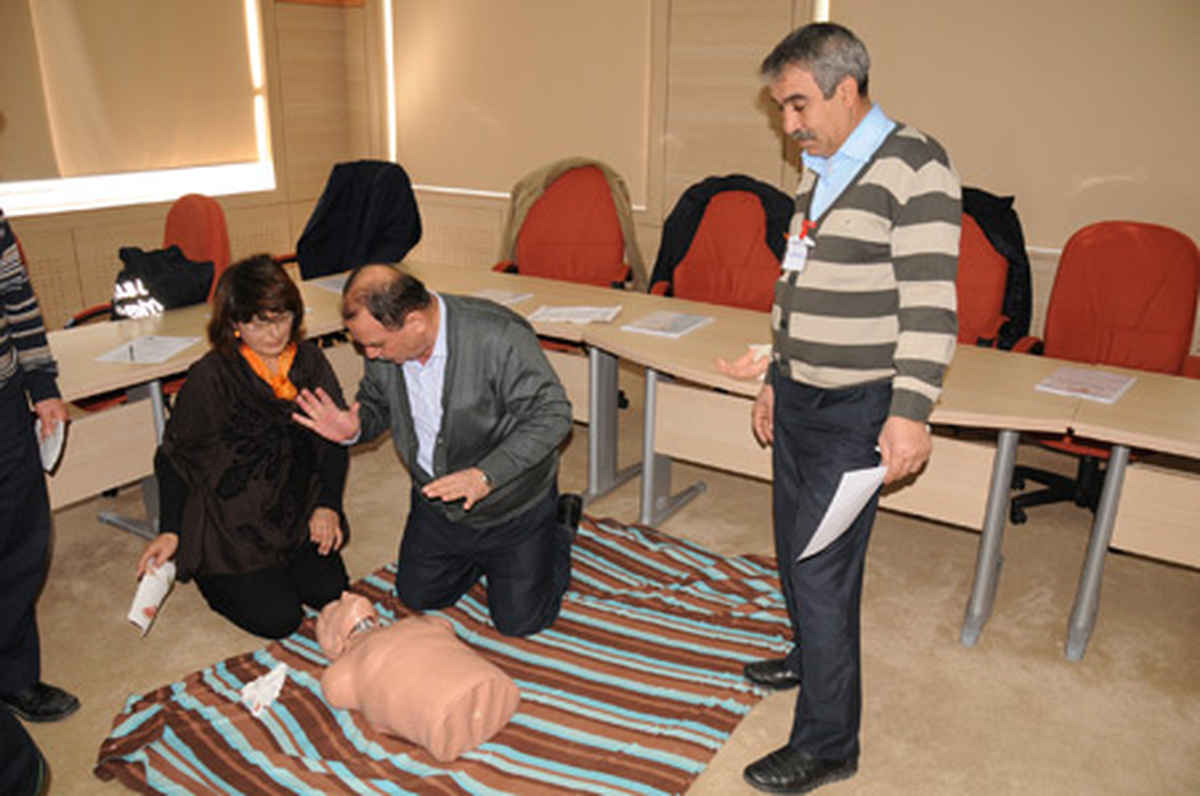 İtfaiye Erlerine İlk Yardım Kursu