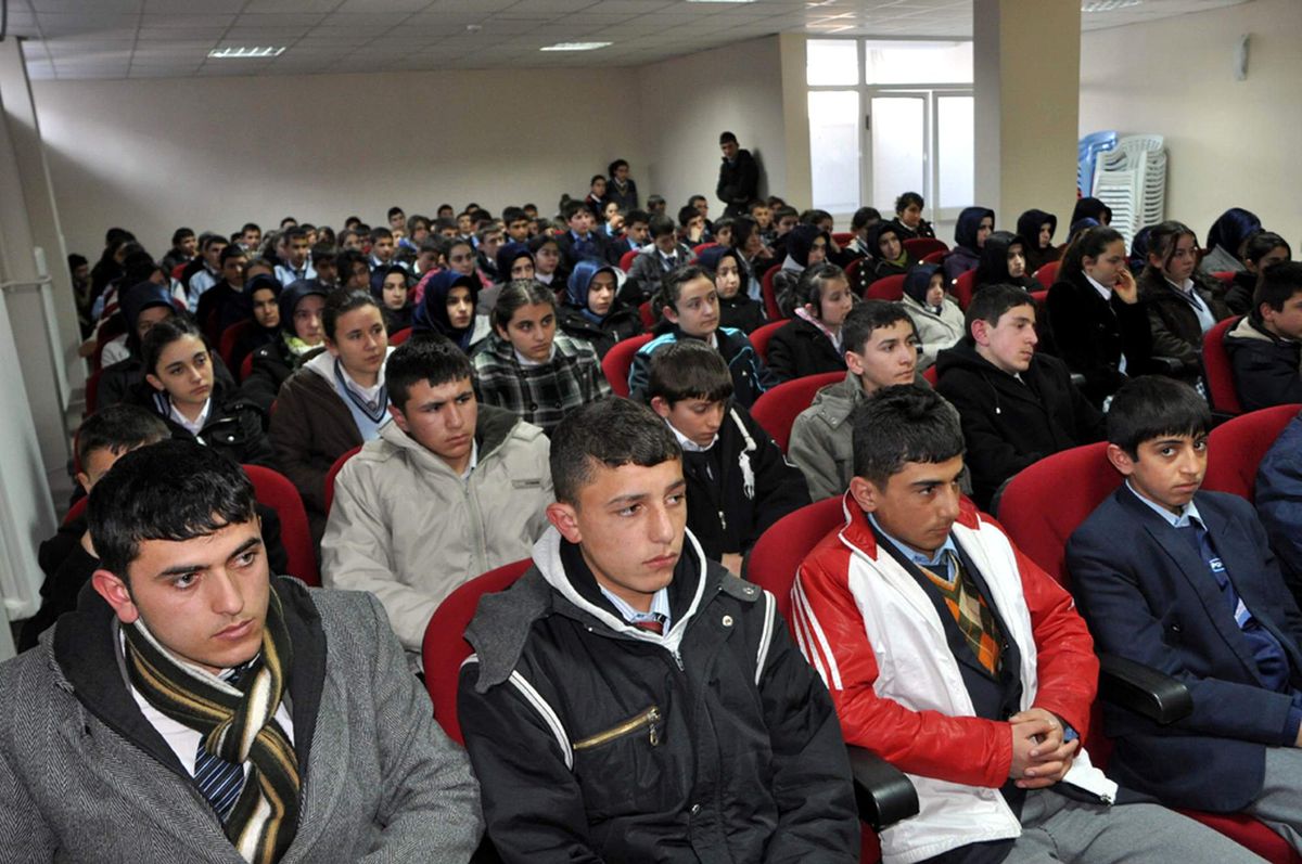 Kaymakamdan Gençlere Nasihat