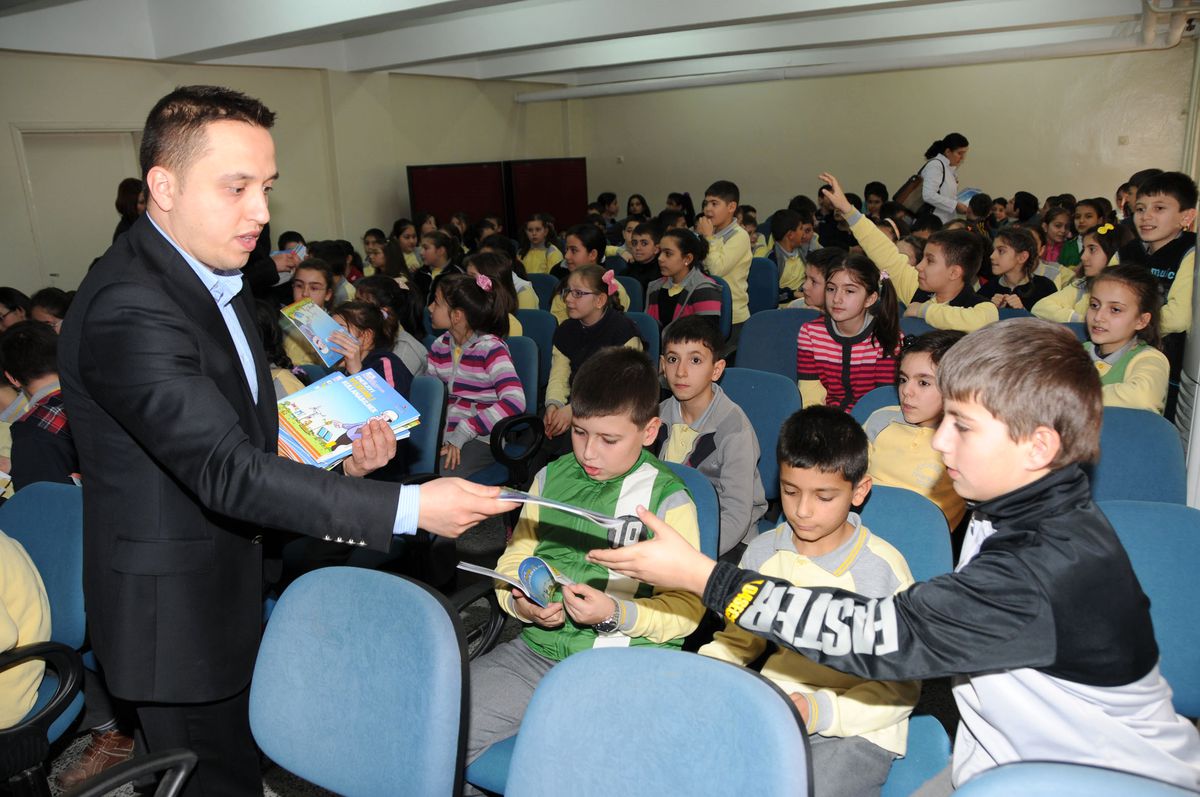"Mühendis Amca" Okullarda