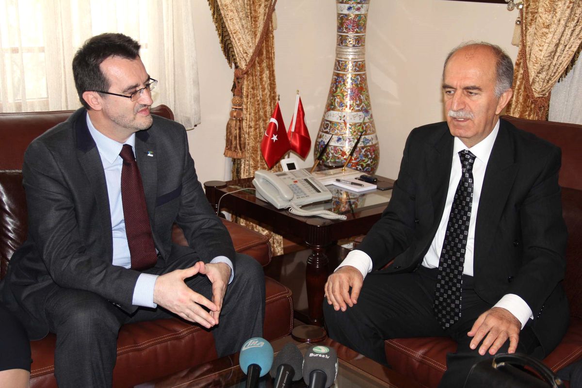 Balkanlar\'a Bursa Sağlık Turizm Ofisi Kurulacak