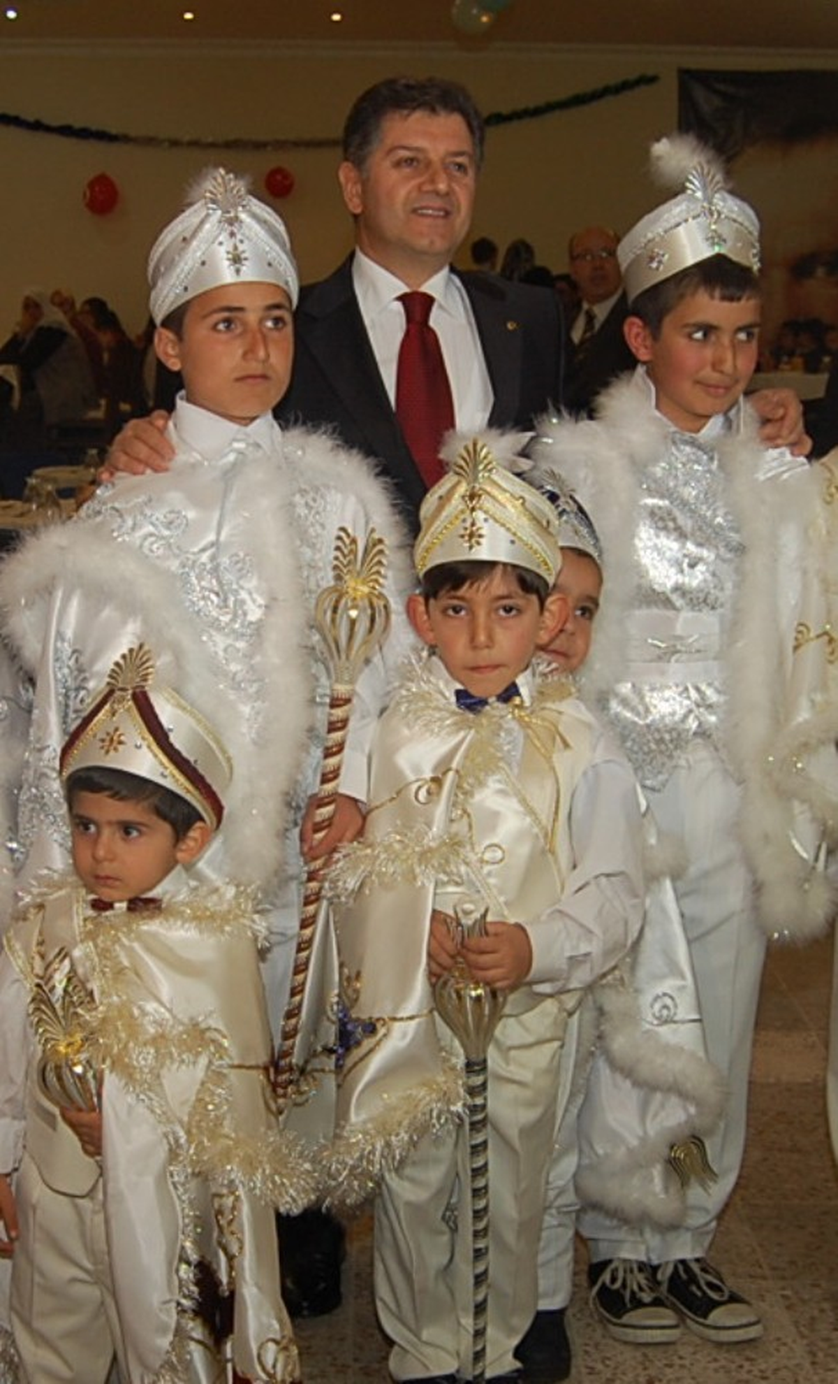 Depremden Sonra İlk Kez Eğlendiler