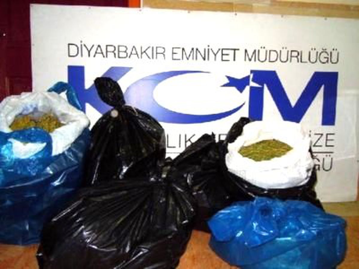 Ergani\'de 55 Kilo Esrar Maddesi Ele Geçirildi