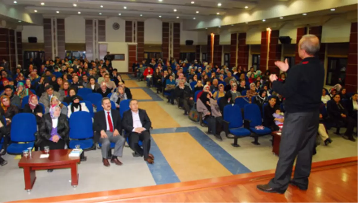 Huzur Şehrinde Sevgi Konferansları Devam Ediyor