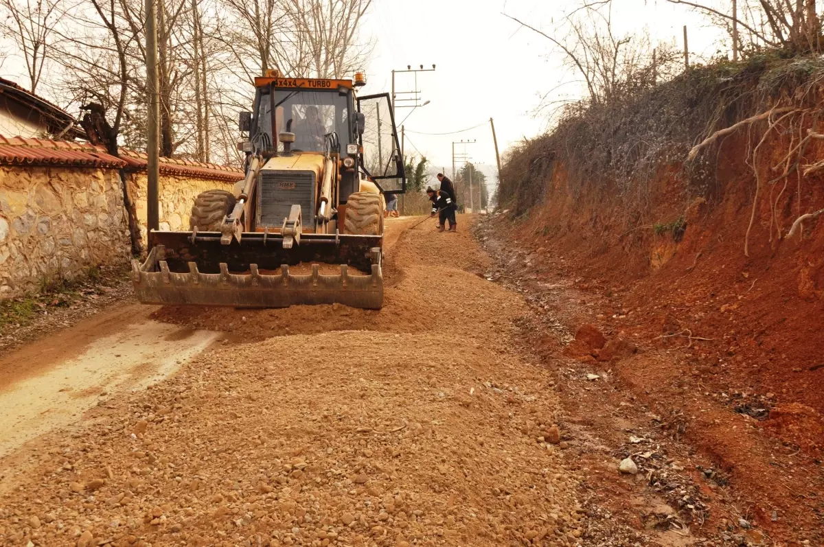 Sapanca Belediyesi Çalışmalarını Sürdürüyor