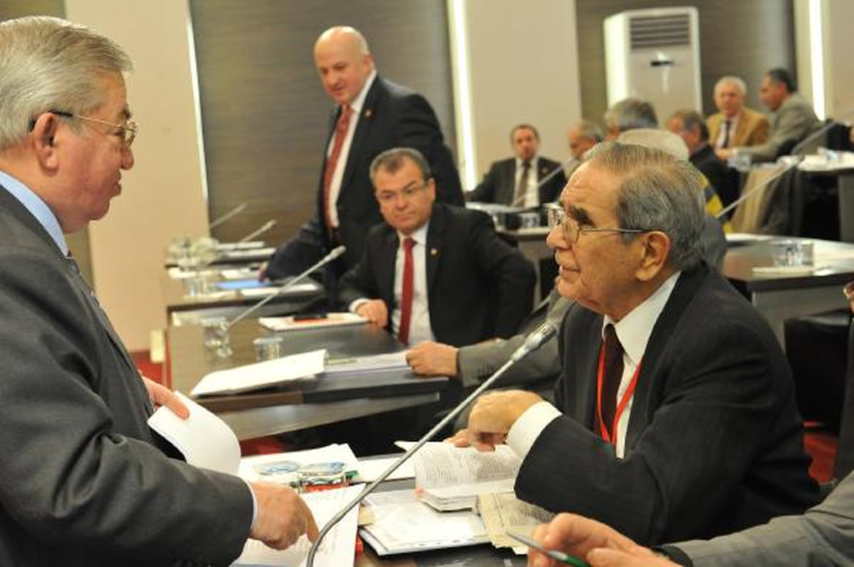 Tüzük Hazırlık Komisyonu Çalışmalarına Başladı