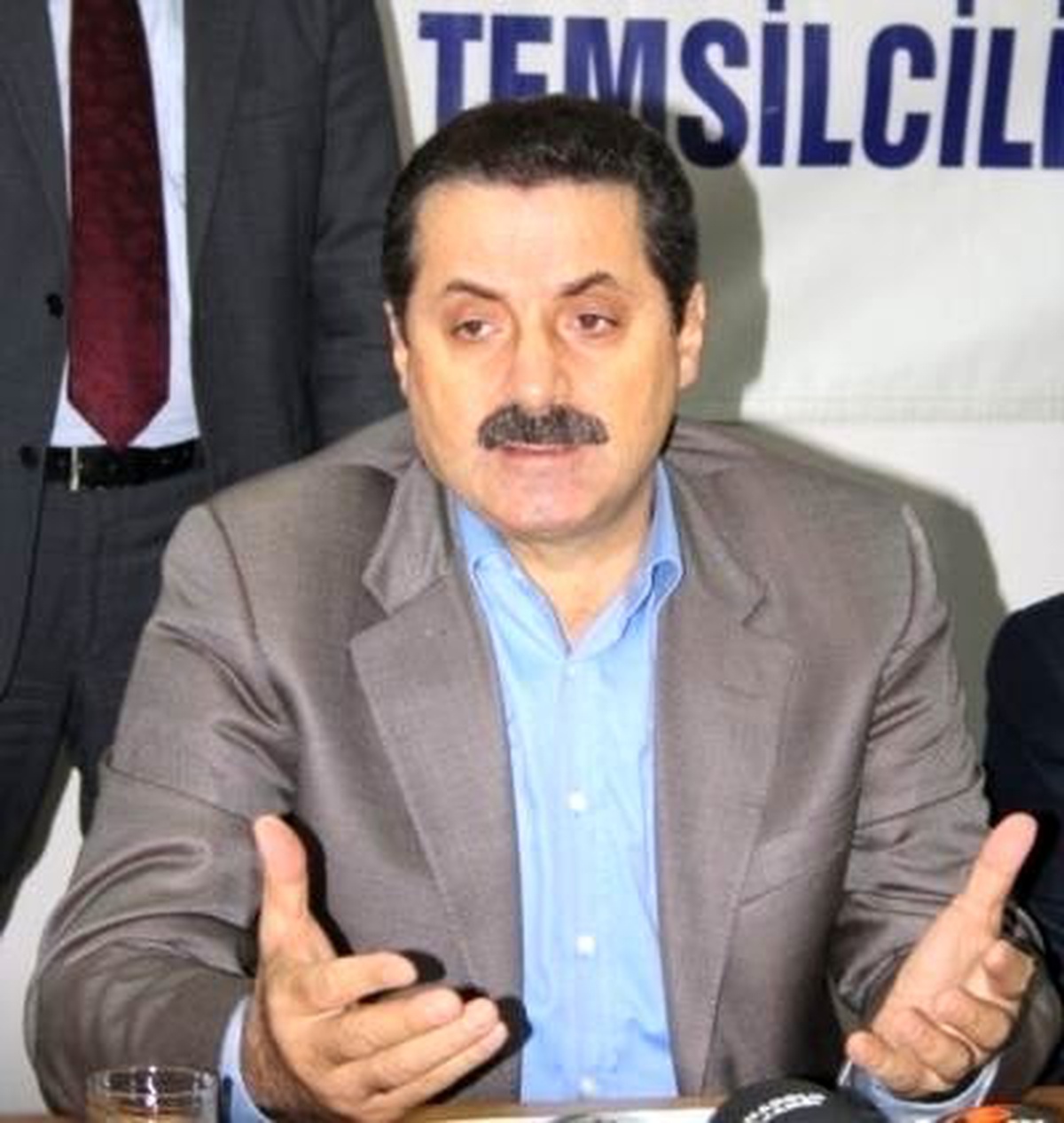 "10 Milyondan Fazla Kişi Kayıt Dışı"