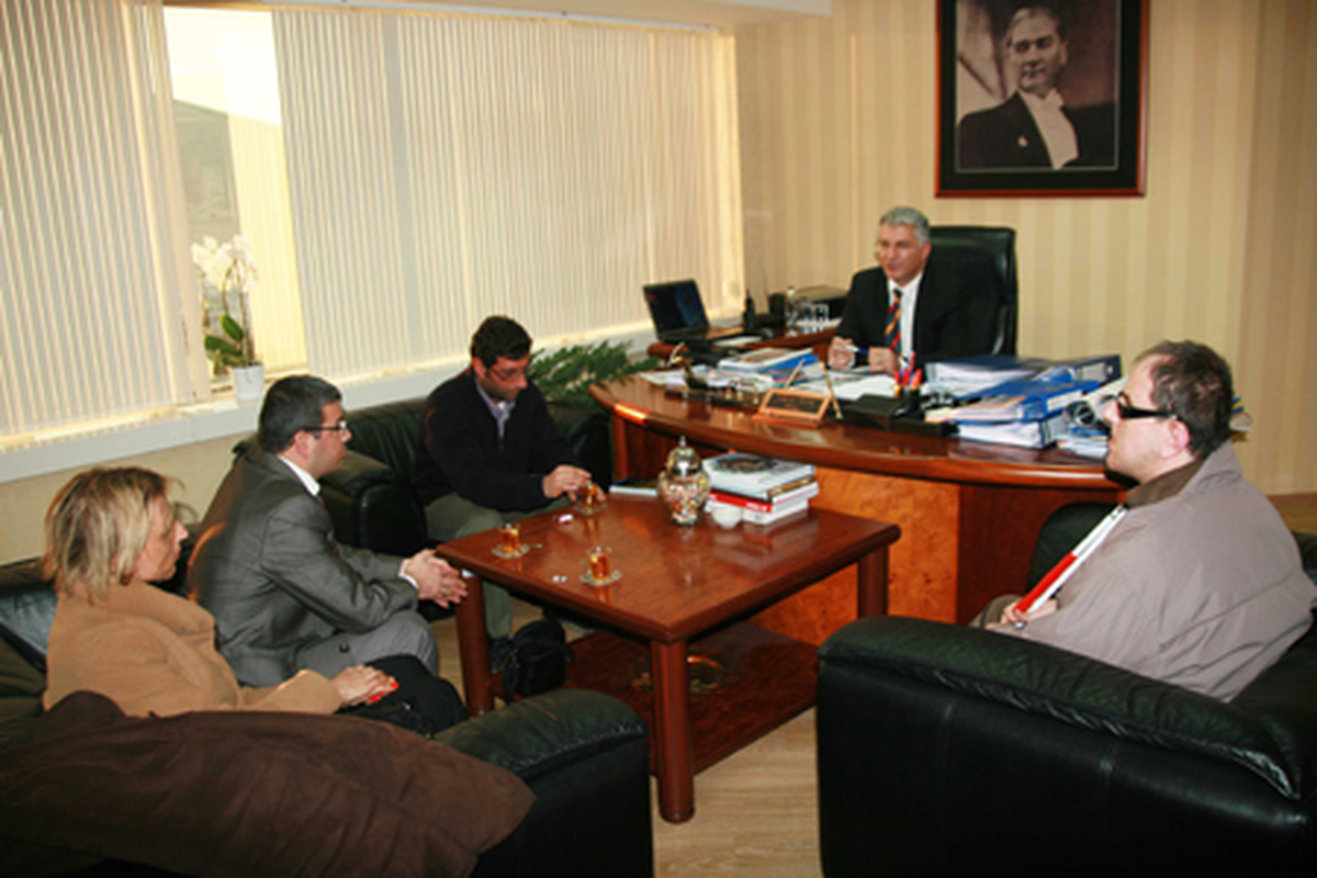 Altı Nokta Derneğinden Özak\'a Ziyaret