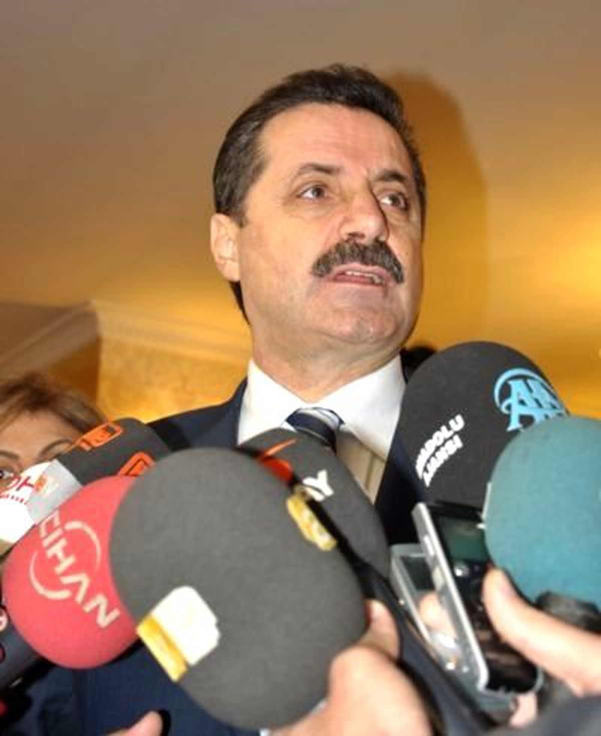 Bakan Çelik: Kurumlarımızın Çatışma Görüntüsü Havası Düşmanlarımız Tarafından Verilmiş Olabilir