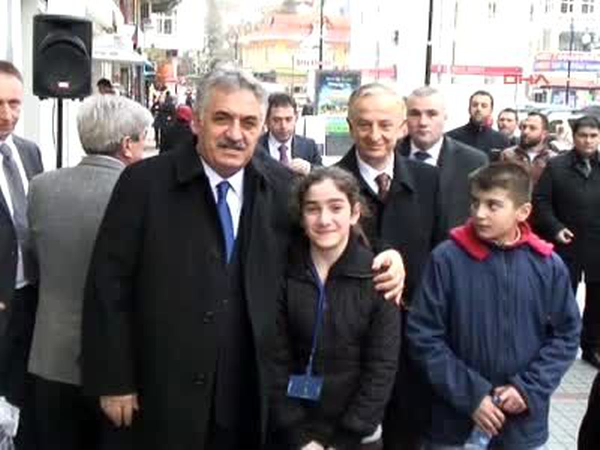 Bakan Yazıcı Şehit Düşen Emniyet Müdürü\'nün Ailesini Aradı