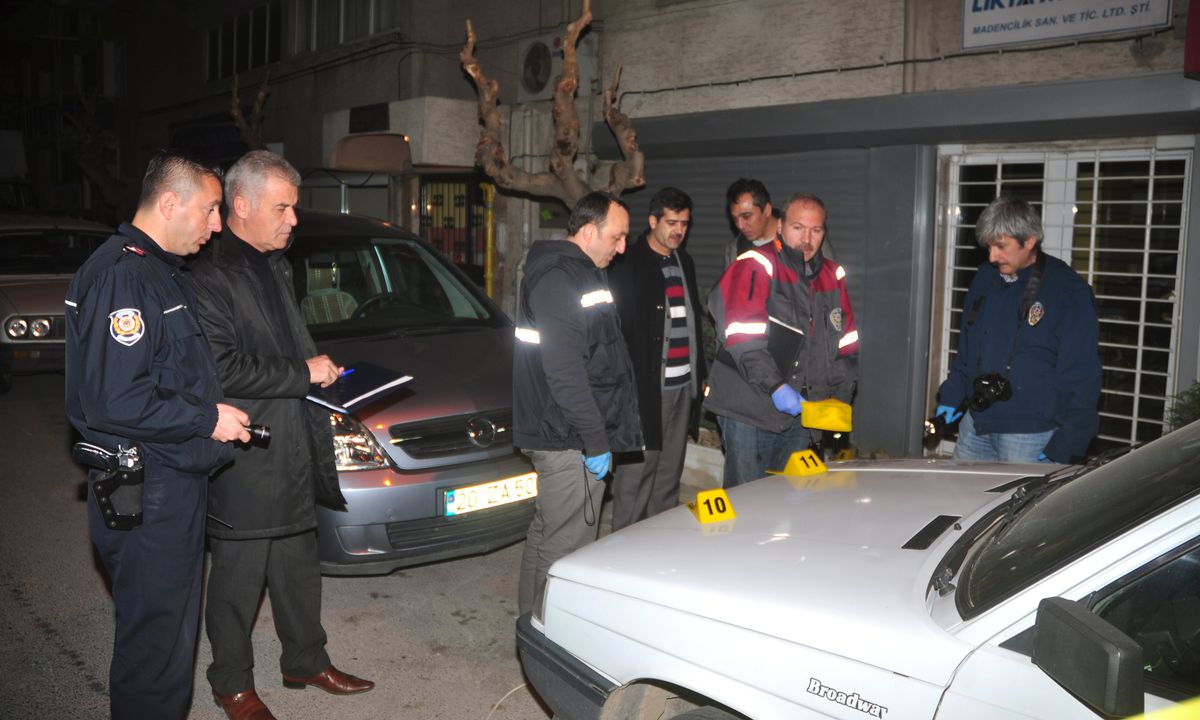 Bar Çıkışı Kavga: 1ölü, 1 Yaralı