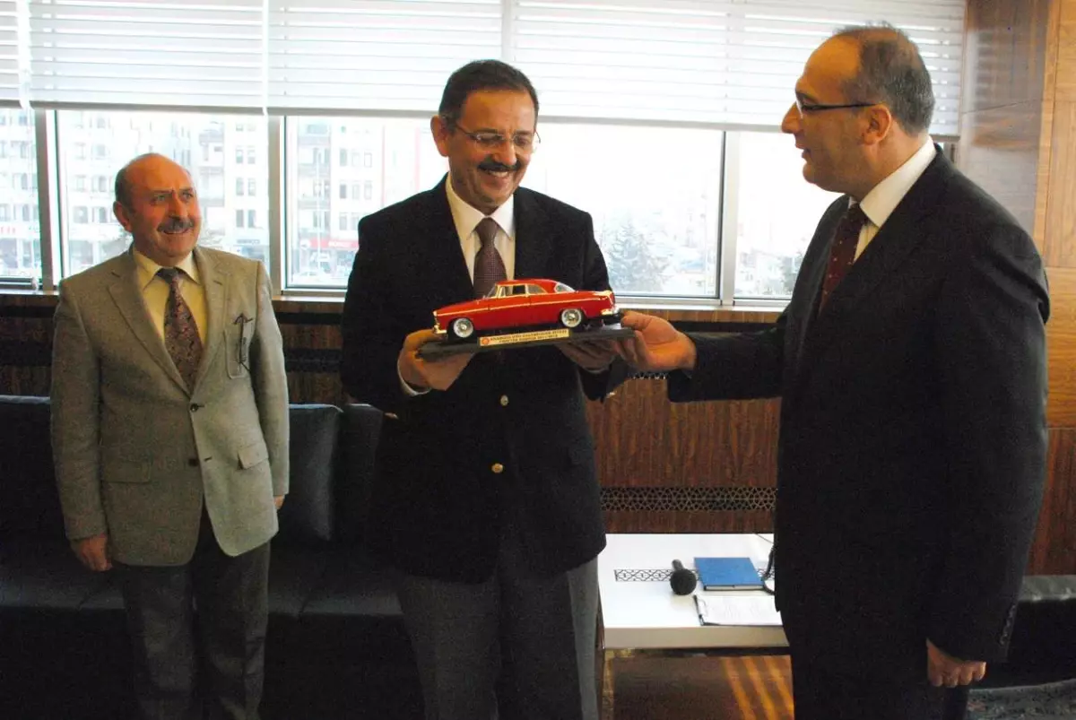 Başkan Özhaseki Stk\'larla Bir Araya Geldi