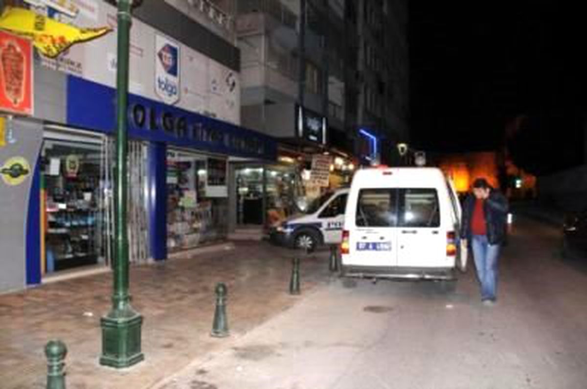 Çakmak Tabancalı Turist Korkuttu