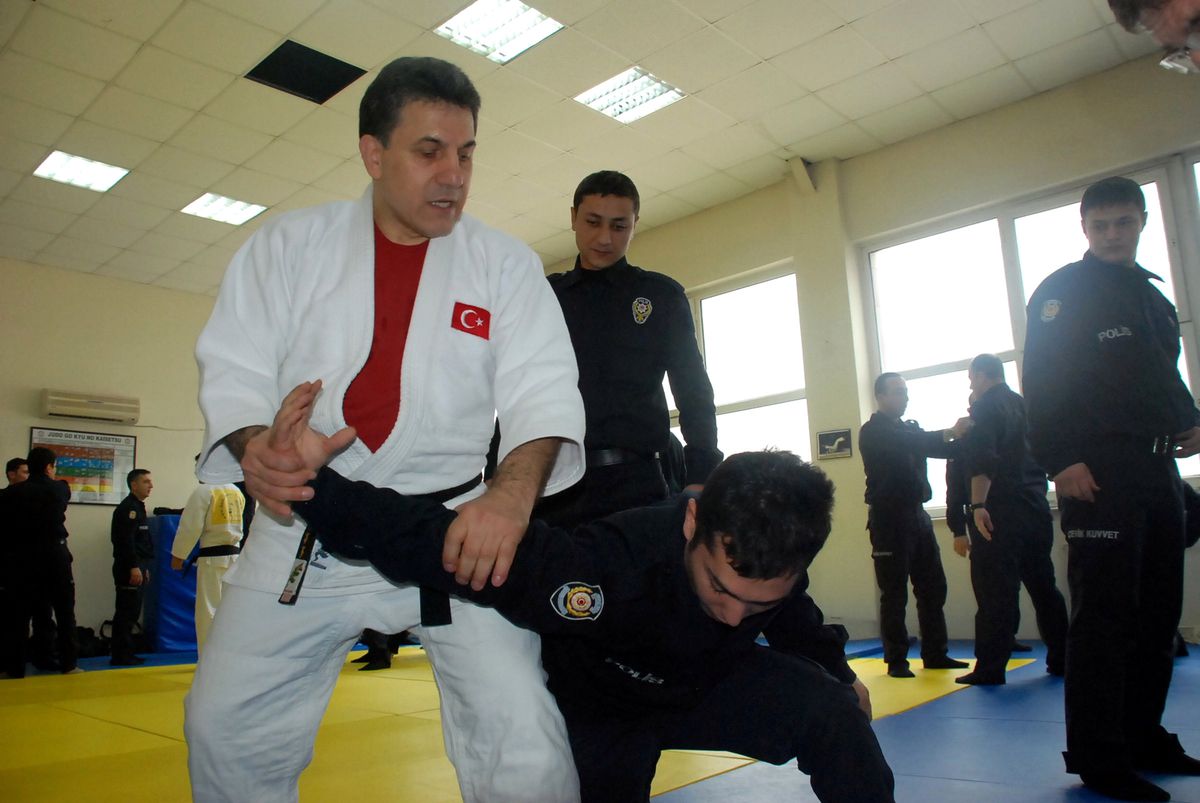Çevik Kuvvete Judo Eğitimi