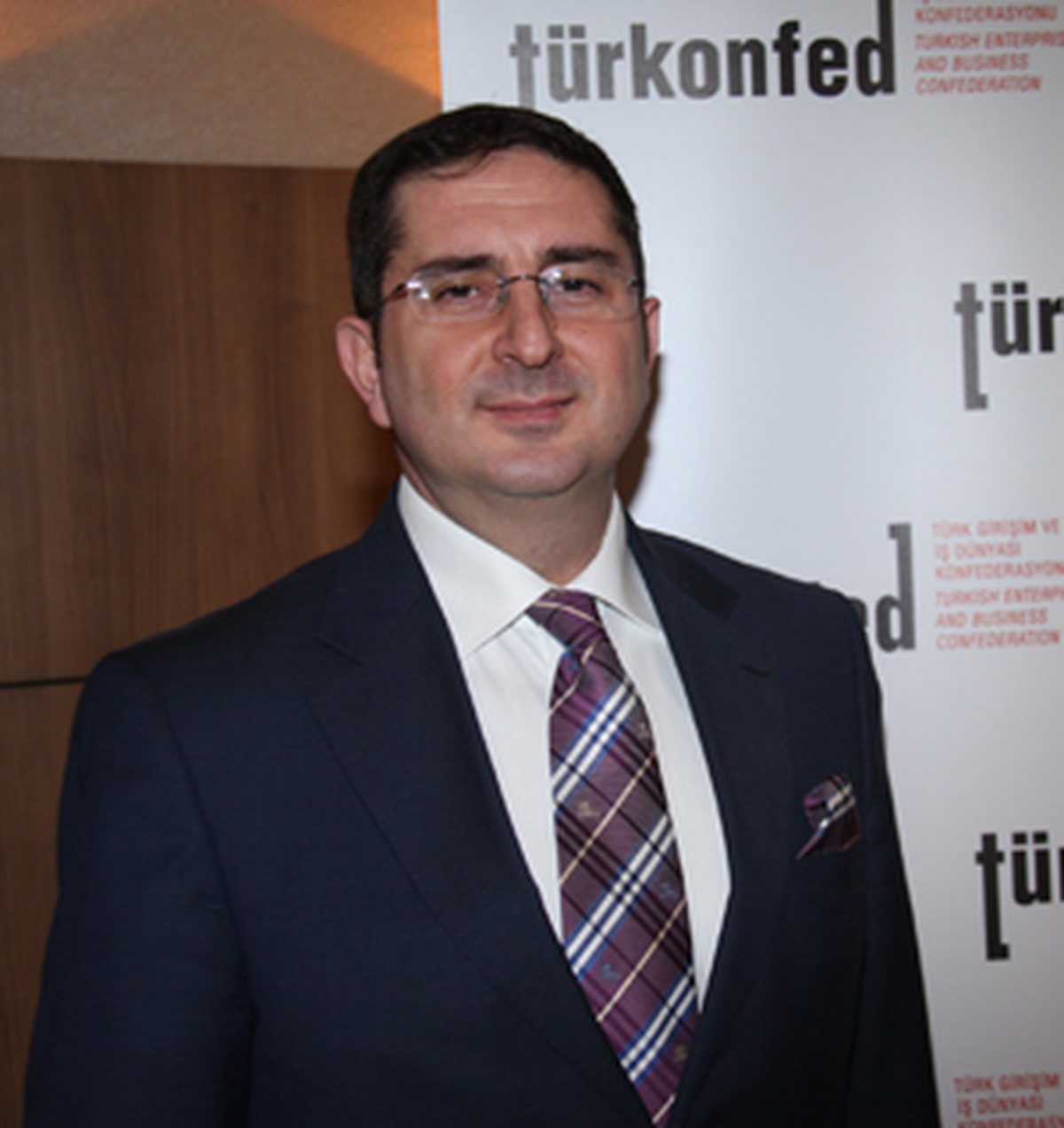 Çocuğun Yeri Fabrika Olmamalı
