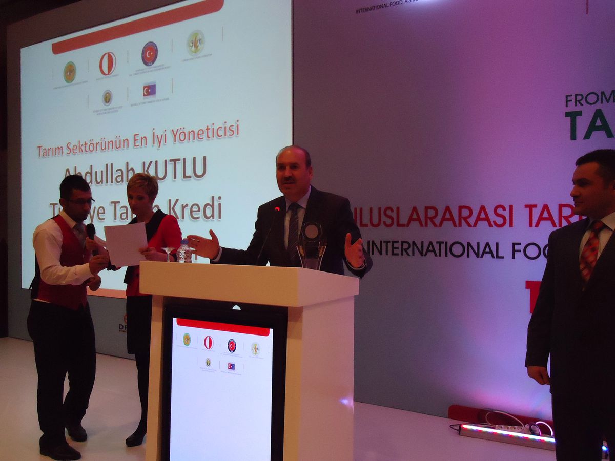 Erzurumlu Bürokrata Başarı Ödülü