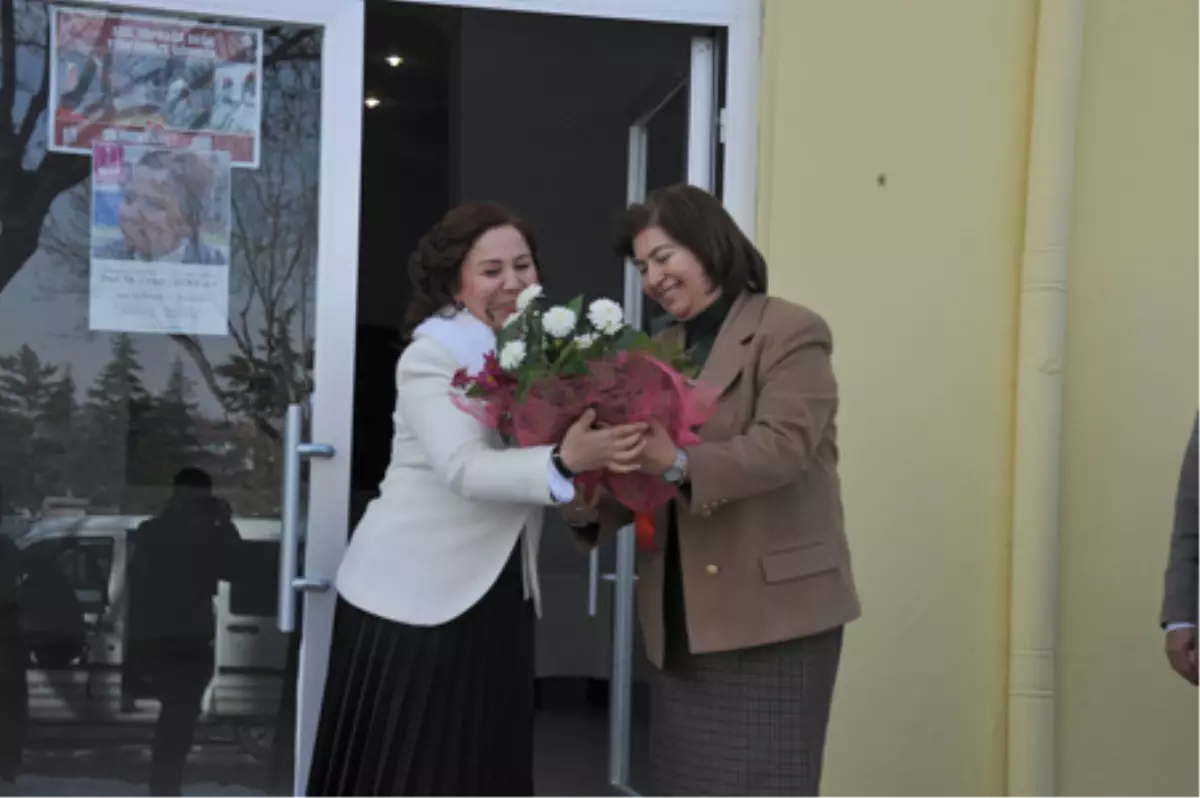 'Haklılığı Değil, Mutluluğu Seçin'