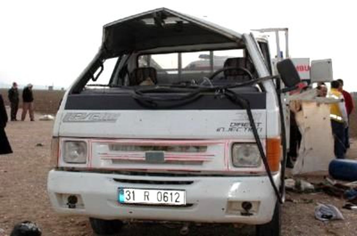 Hatay\'da Tarım İşçilerini Taşıyan Pikabın Devrilmesi