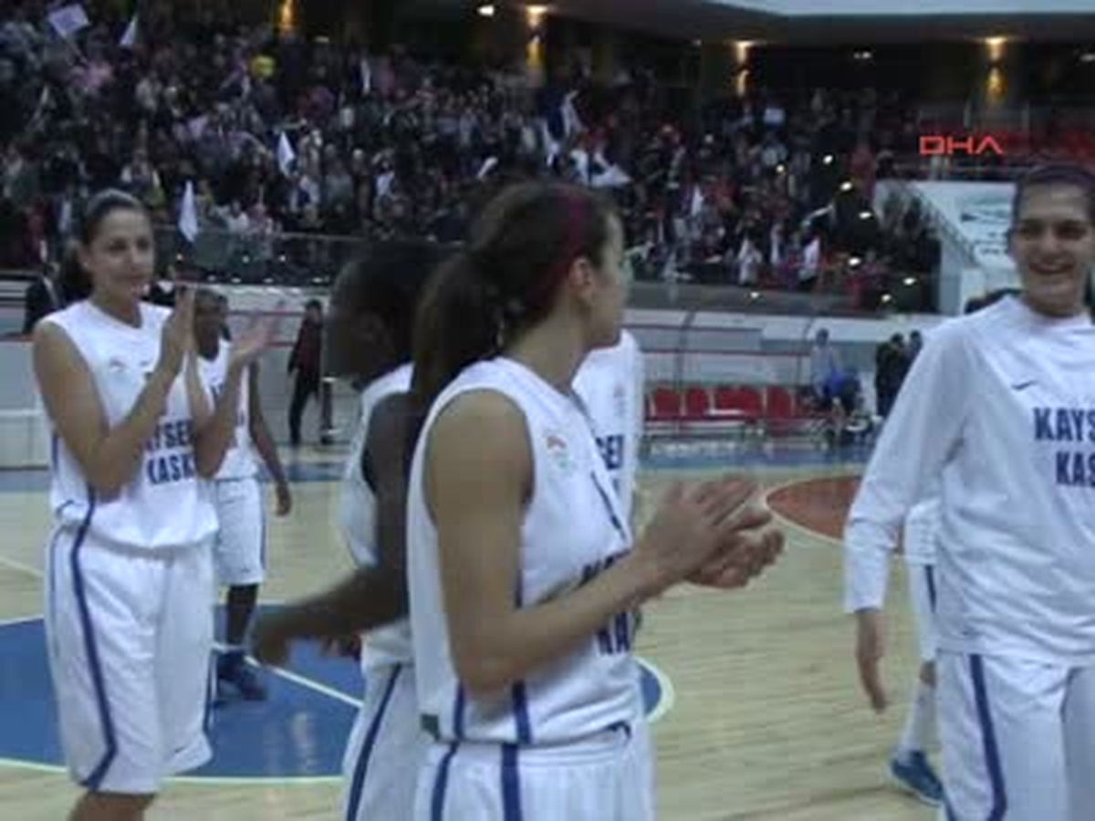 Kaski\'li Kızlar Finale Göz Kırptı