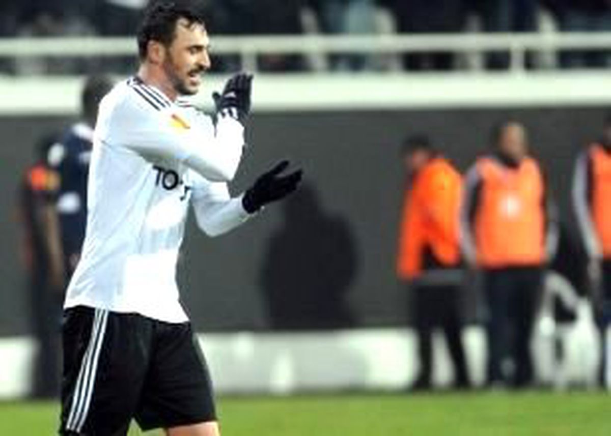 İnönü Stadı\'nda İlk 11\'ler