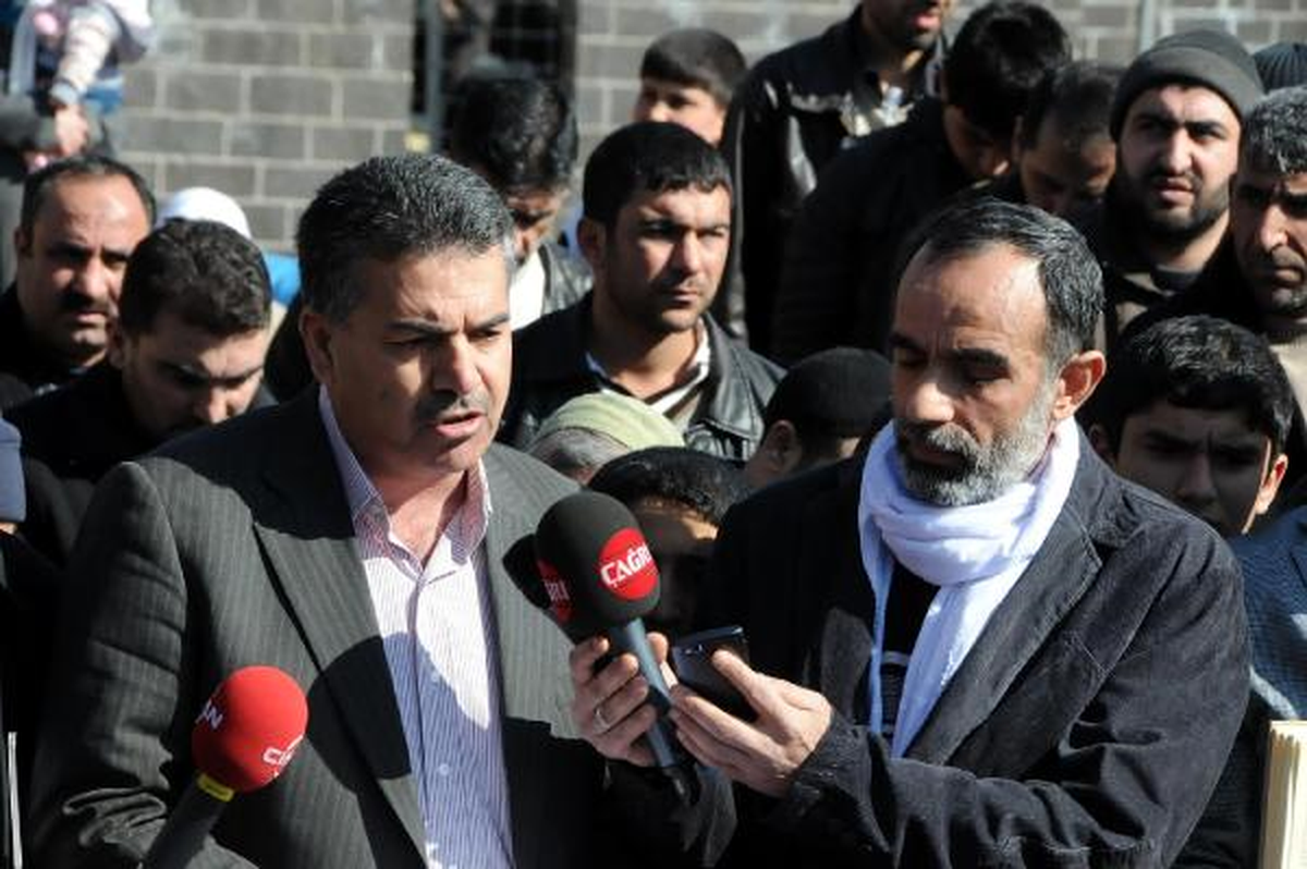 Kuran-I Kerim Yakılması Diyarbakır\'da Protesto Edildi