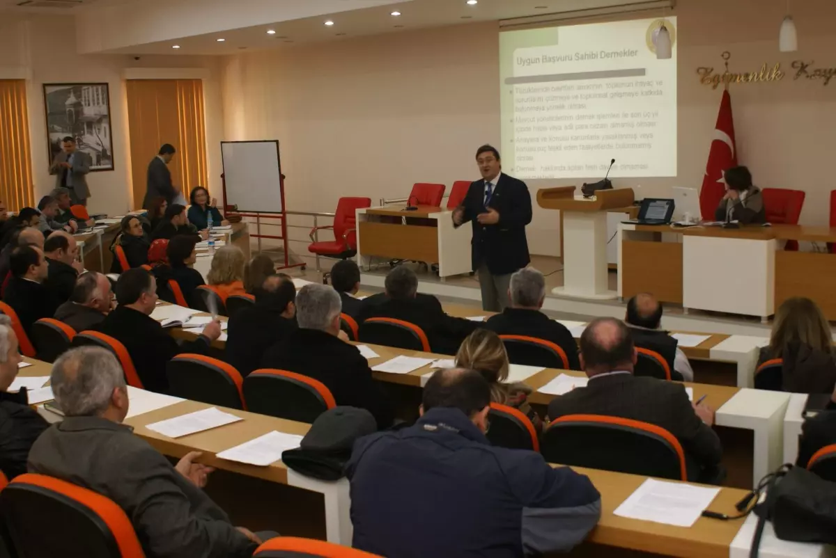 Ordu\'da Derneklere Proje Hazırlama Eğitimi