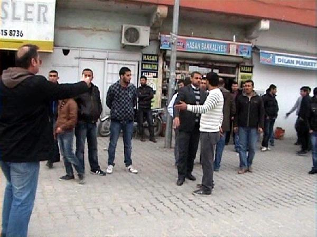 Plakasız Motosikletlerin Toplanması PKK Gösterisine Dönüştü