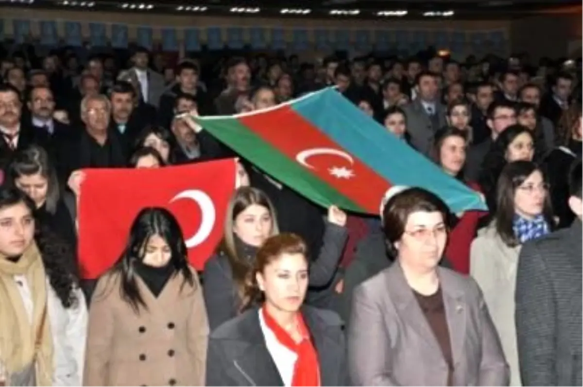 Ülkü Ocaklarından 'Hocalı Katliamı' Konferansı