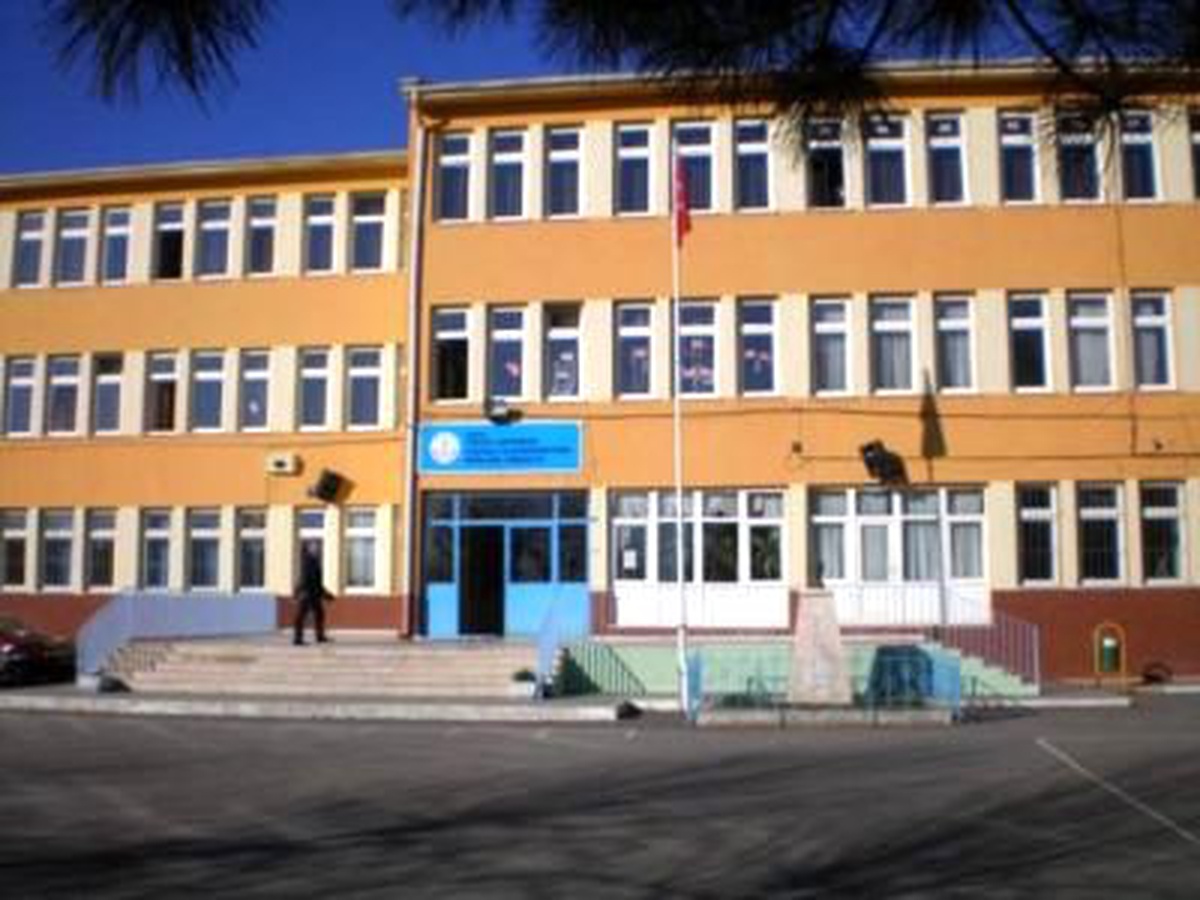 Uşak\'ta 28 Yibo Öğrencisi Zehirlendi